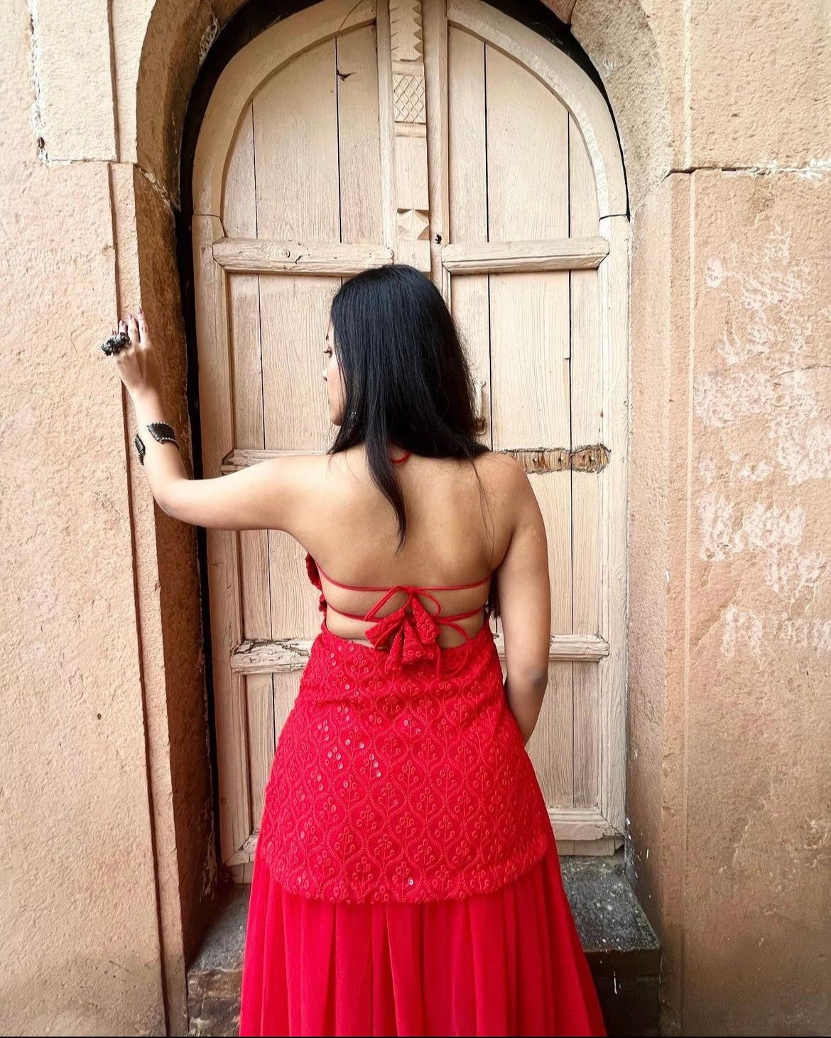 Red backless set